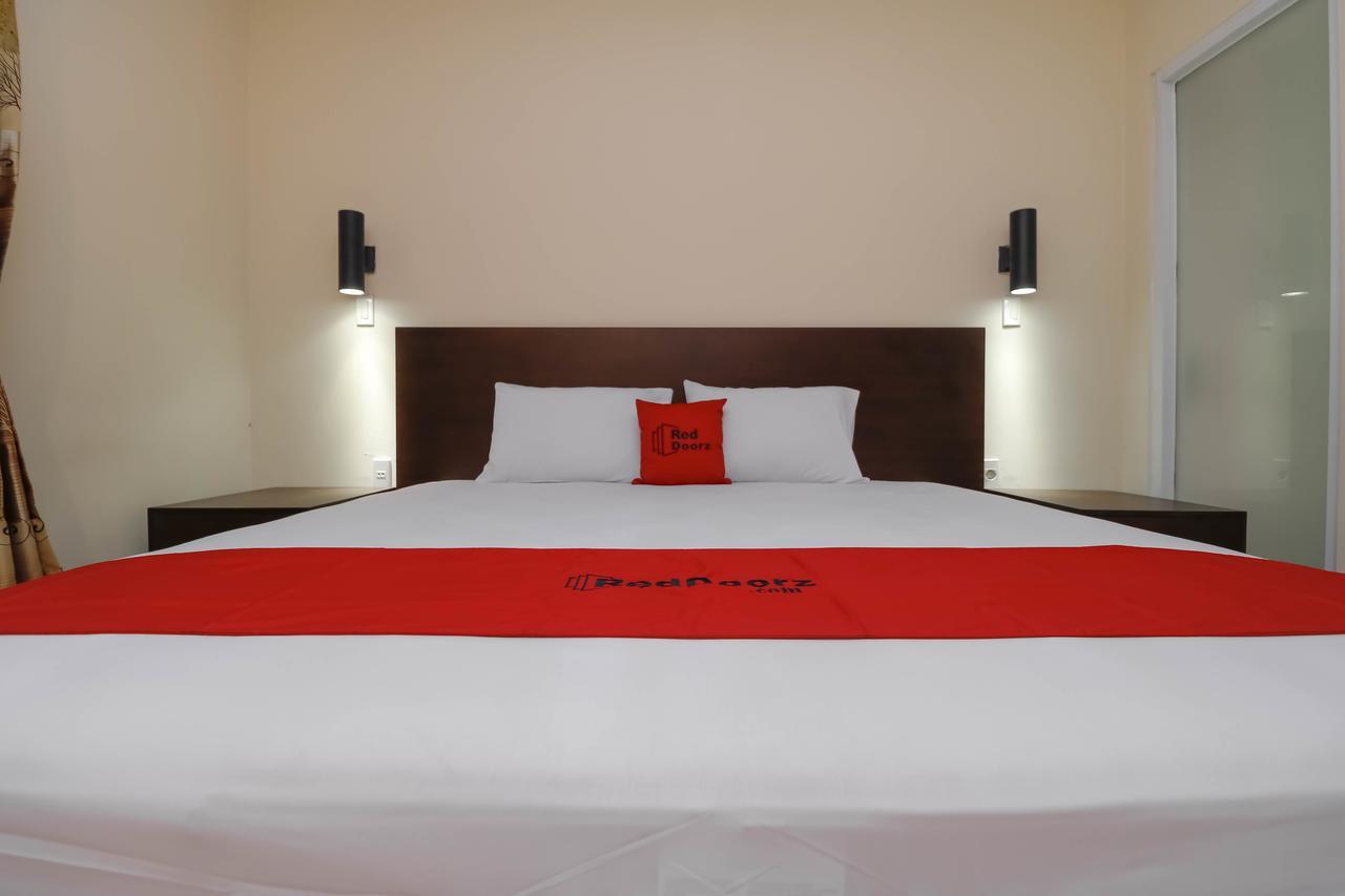 Reddoorz Plus Near Halim Perdanakusuma 2 Jakarta Exterior photo